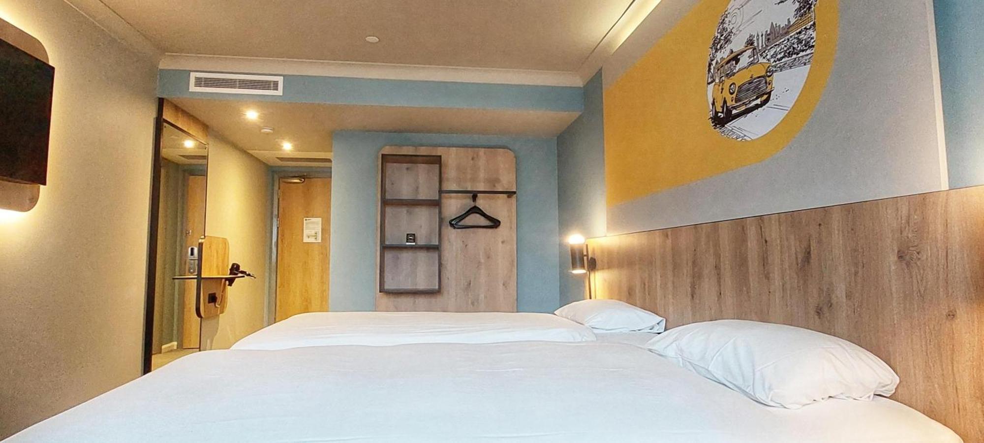 B&B Hotel London Heathrow Slough Extérieur photo