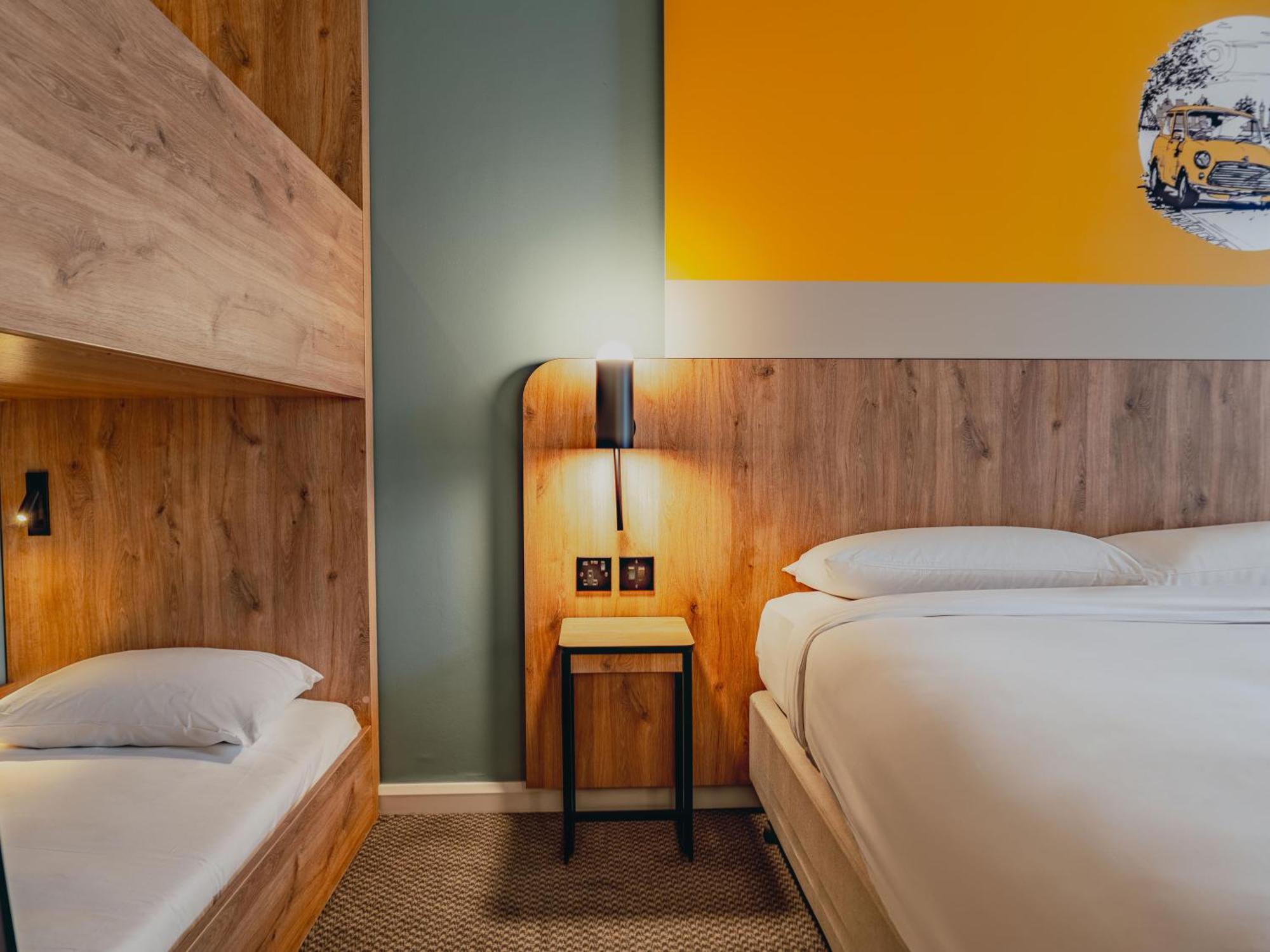 B&B Hotel London Heathrow Slough Extérieur photo