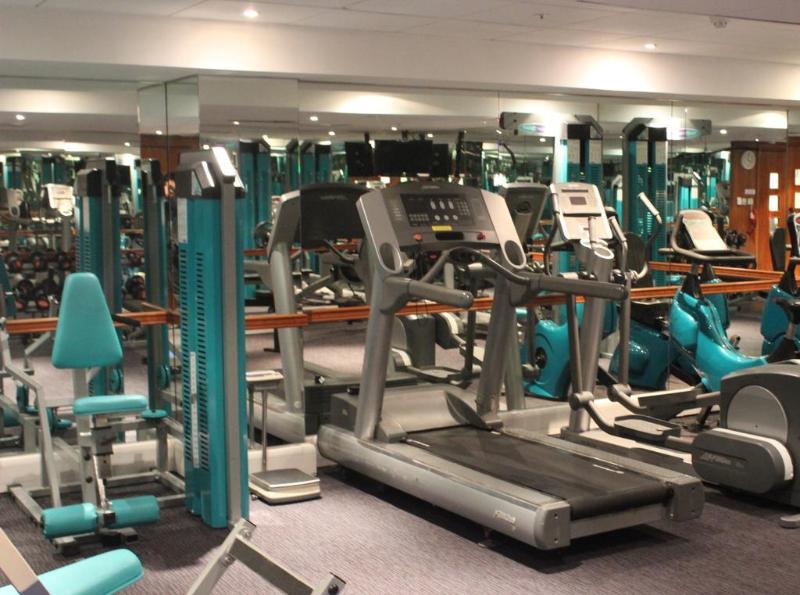 B&B Hotel London Heathrow Slough Extérieur photo